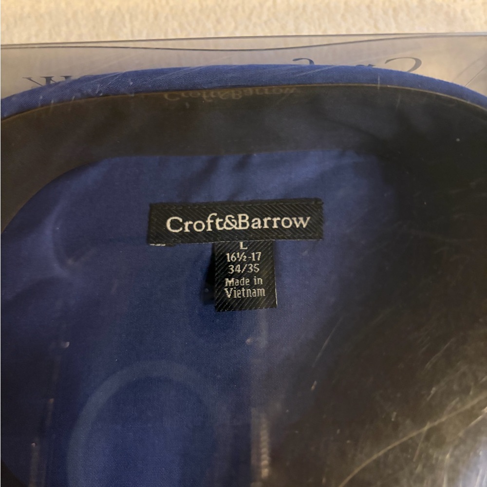 Croft & Barrow Men's Blue Dress Shirt with Striped Tie - Picture 3 of 4